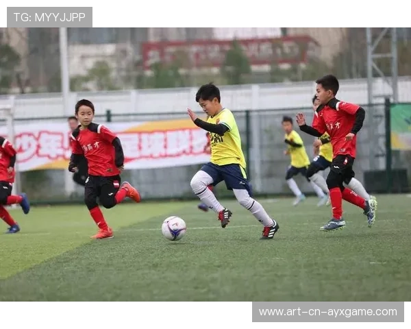 2026年足球青训教练激励基金首批发放，足球青训人才